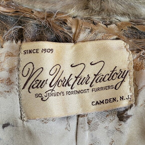 Vtg 1960's Black Broadtail Persian Lamb Fur Jacket with Grey Mink Fur Collar - Picture 16 of 16